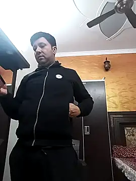 Snapshot of innocentboy1987 chatting on 03-03-25, 05:09 innocentboy1987 online show from 03-03-25, 05:09