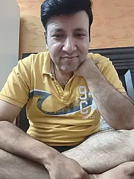innocentboy1987 online show from 07-02-26, 04:24