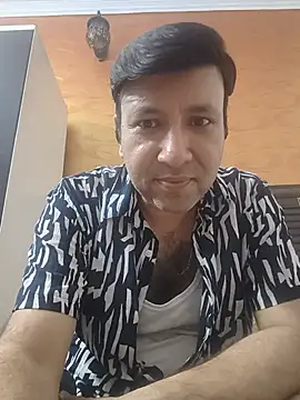 innocentboy1987 online show from 07-18-26, 04:22