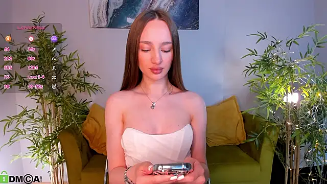 miiss  lulu online show from 03-10-26, 12:48