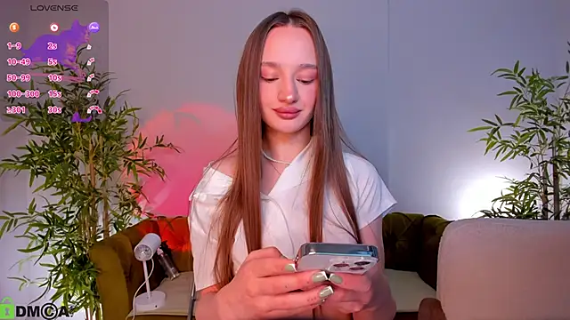 miiss  lulu online show from 05-25-26, 01:11