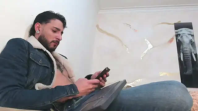 Snapshot of bakersboyssexys chatting on 11-22-25, 12:09 bakersboyssexys online show from 11-22-25, 12:09