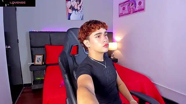 Aiiden 15 online show from 01-08-26, 03:25