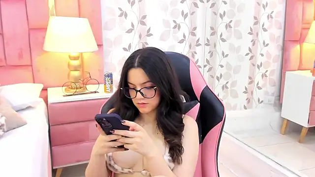 ArianaFranco online show from 02-10-26, 01:37