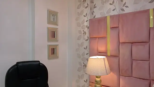 ArianaFranco online show from 05-25-26, 01:28