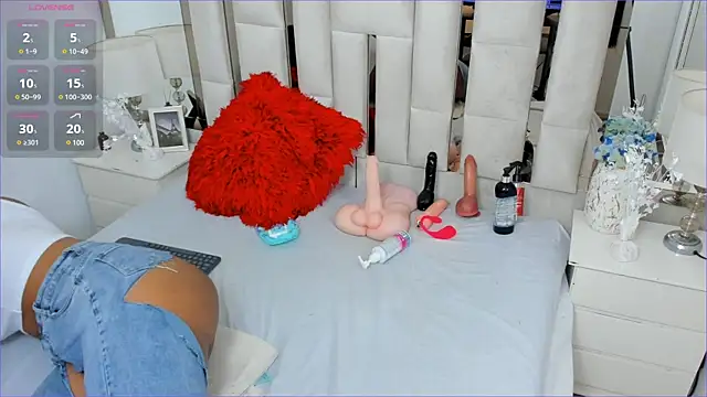 Snapshot of AgathaBladee chatting on 03-12-25, 07:28 AgathaBladee online show from 03-12-25, 07:28