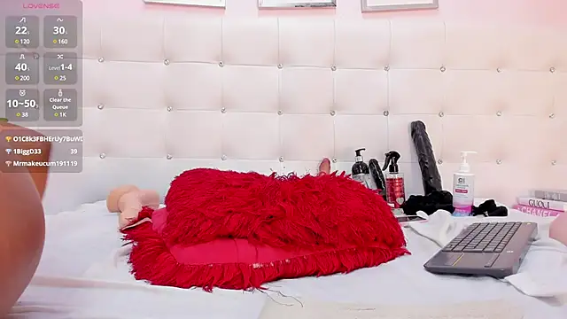 Snapshot of AgathaBladee chatting on 03-20-25, 05:47 AgathaBladee online show from 03-20-25, 05:47