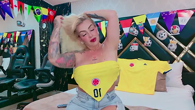 SophieWinsloow online show from 07-07-26, 12:20