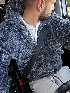 Snapshot of ademandjulia chatting on 02-28-26, 11:33 ademandjulia online show from 02-28-26, 11:33