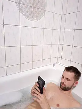 ademandjulia online show from 03-25-26, 05:41