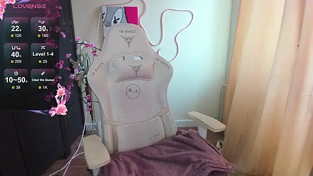 EvelinaLuu online show from 03-22-26, 03:54