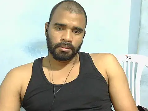 Snapshot of YOX22 chatting on 07-21-26, 12:13 YOX22 online show from 07-21-26, 12:13
