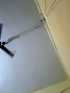 Snapshot of ThrillerBoydsak chatting on 03-09-25, 01:15 ThrillerBoydsak online show from 03-09-25, 01:15