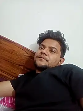 Snapshot of ThrillerBoydsak chatting on 10-17-25, 09:34 ThrillerBoydsak online show from 10-17-25, 09:34