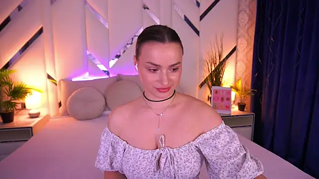 LindsieGreyy online show from 02-15-26, 08:46