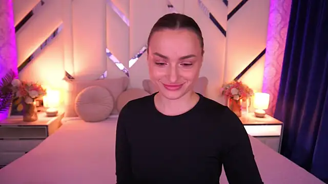 LindsieGreyy online show from 04-14-26, 06:30