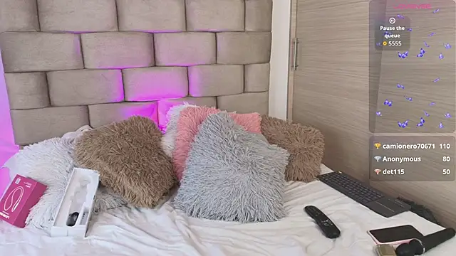 Snapshot of DANIELA_CADAVID_ chatting on 02-03-26, 02:53 DANIELA CADAVID online show from 02-03-26, 02:53