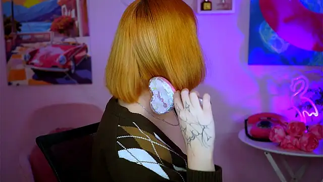 MitsukiMun online show from 02-10-25, 12:50