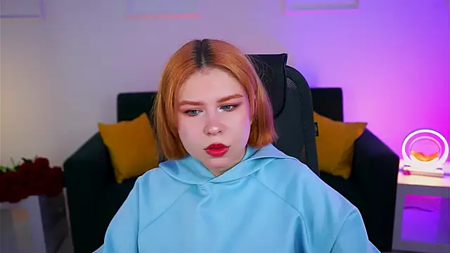 MitsukiMun online show from 02-19-25, 12:11