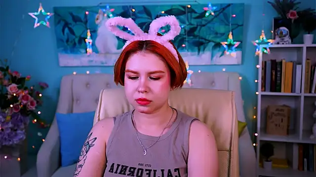 MitsukiMun online show from 02-28-25, 09:12