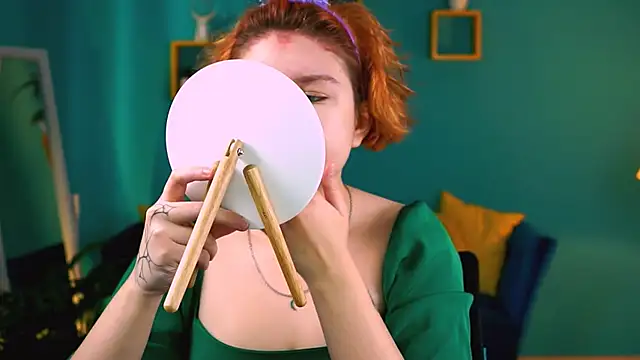 MitsukiMun online show from 03-21-25, 12:06