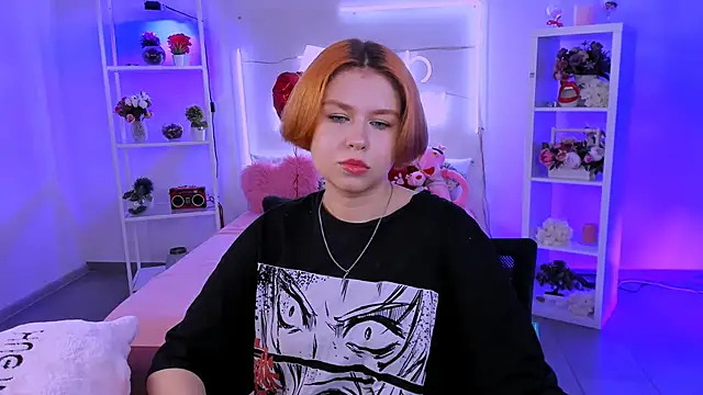 MitsukiMun online show from 03-22-25, 10:59