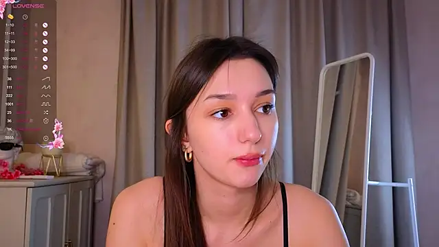 ColleenCox online show from 03-21-25, 08:40