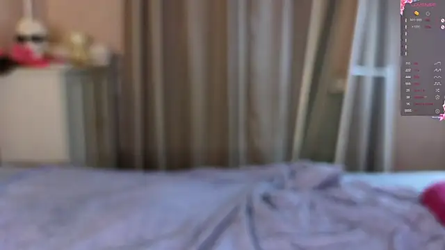 ColleenCox online show from 03-23-25, 12:47