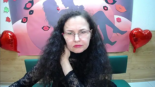 Miroslava Happi online show from 10-18-25, 05:43