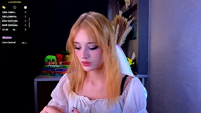 Hisoka akerley online show from 09-19-25, 04:40