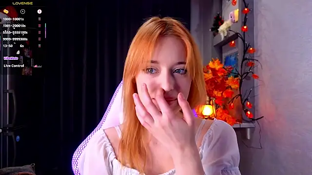 Hisoka akerley online show from 10-23-25, 05:55