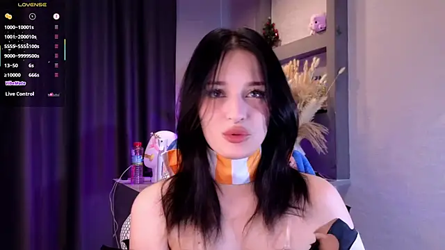 Snapshot of Hisoka_akerley chatting on 07-24-26, 03:48 Hisoka akerley online show from 07-24-26, 03:48