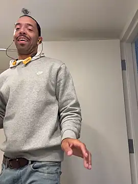 SIXKING7410 online show from 02-28-26, 05:03