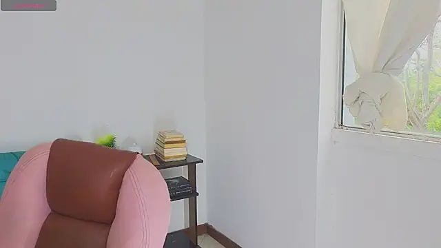 atenea 02 love online show from 05-24-26, 10:04
