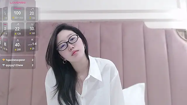 linlinnnnn online show from 02-21-25, 03:23