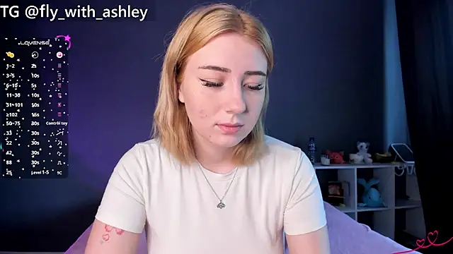 Snapshot of ashley_lovestory chatting on 09-15-25, 05:51 ashley lovestory online show from 09-15-25, 05:51