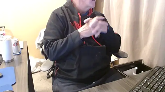 Snapshot of olderandwiser2 chatting on 03-14-25, 04:43 olderandwiser2 online show from 03-14-25, 04:43