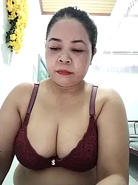 Snapshot of Baby-bigtits2024 chatting on 10-02-25, 10:06 Baby-bigtits2024 online show from 10-02-25, 10:06