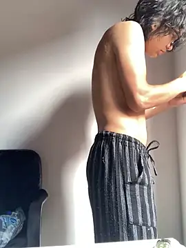 shadowsofgarden online show from 02-15-25, 01:16