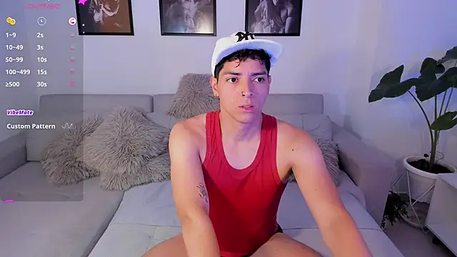 Snapshot of _JacobMiller__ chatting on 02-14-25, 08:26 JacobMiller online show from 02-14-25, 08:26