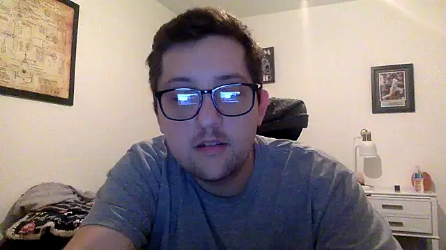 Snapshot of Milflover96 chatting on 02-18-25, 04:48 Milflover96 online show from 02-18-25, 04:48
