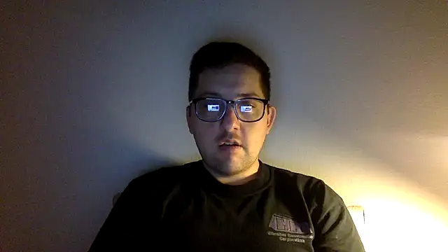 Snapshot of Milflover96 chatting on 02-21-25, 04:51 Milflover96 online show from 02-21-25, 04:51
