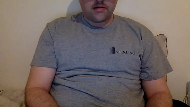 Snapshot of Milflover96 chatting on 02-23-25, 11:36 Milflover96 online show from 02-23-25, 11:36