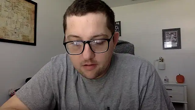 Snapshot of Milflover96 chatting on 03-06-25, 03:24 Milflover96 online show from 03-06-25, 03:24