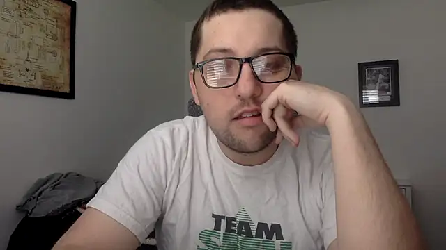Snapshot of Milflover96 chatting on 03-09-25, 02:21 Milflover96 online show from 03-09-25, 02:21