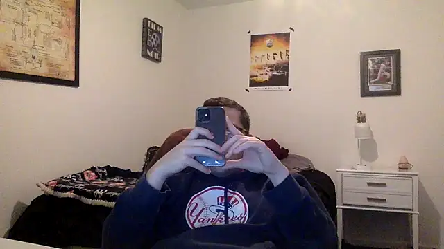 Snapshot of Milflover96 chatting on 03-22-25, 01:43 Milflover96 online show from 03-22-25, 01:43