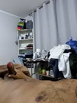 Snapshot of Axwiki chatting on 09-11-25, 11:27 Axwiki online show from 09-11-25, 11:27