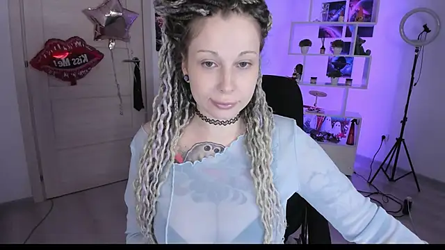 HoneySallyMoore online show from 10-09-25, 05:44