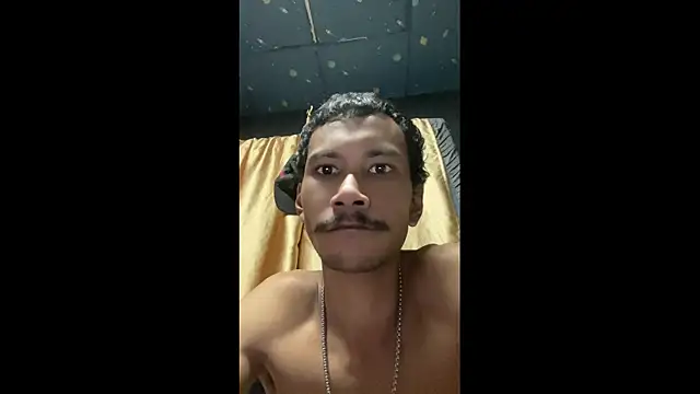 Snapshot of man99-9 chatting on 07-07-26, 05:17 man99-9 online show from 07-07-26, 05:17