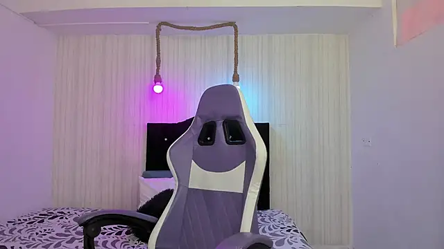 nicky angel1 online show from 02-04-26, 07:31